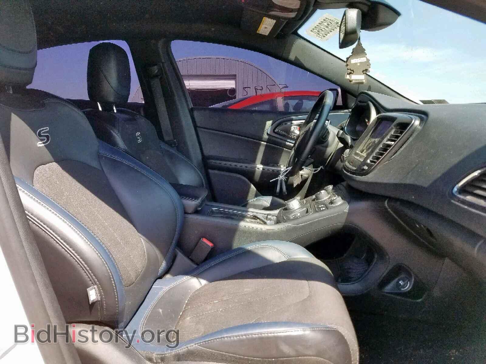2016 CHRYSLER 200 - VIN: 1C3CCCBB5GN112203 - Фото 5
