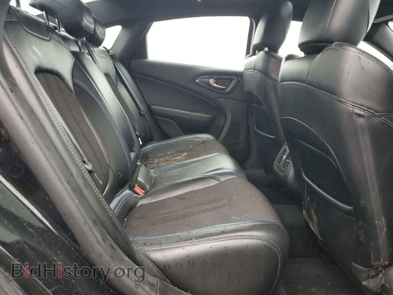 2016 CHRYSLER 200 - VIN: 1C3CCCDG6GN176355 - Фото 10