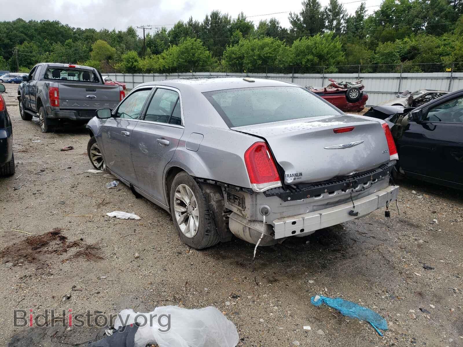 2015 CHRYSLER 300 - VIN: 2C3CCAAG2FH828727 - Фото 3