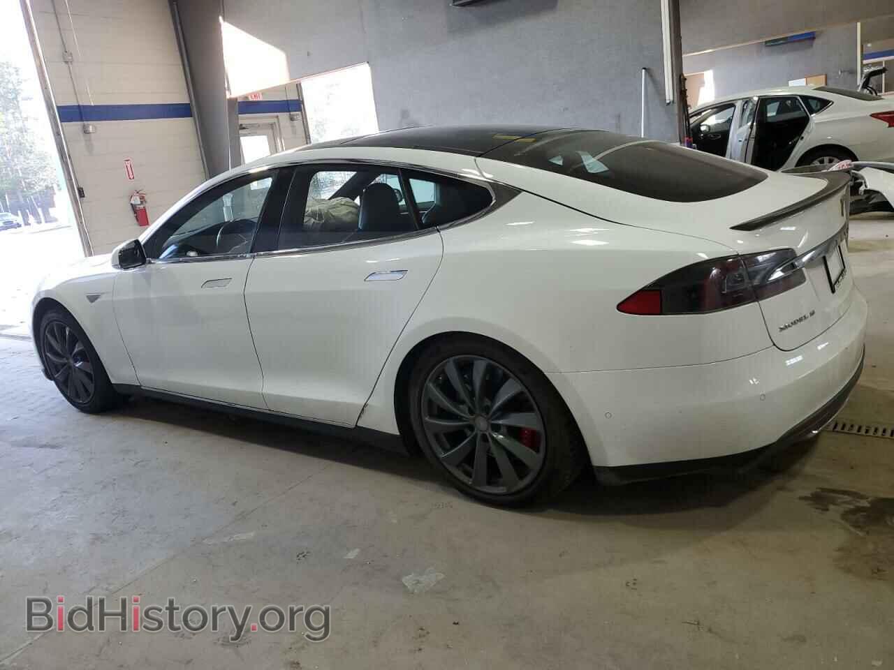 2015 TESLA MODEL S - VIN: 5YJSA1E4XFF110720 - Фото 2