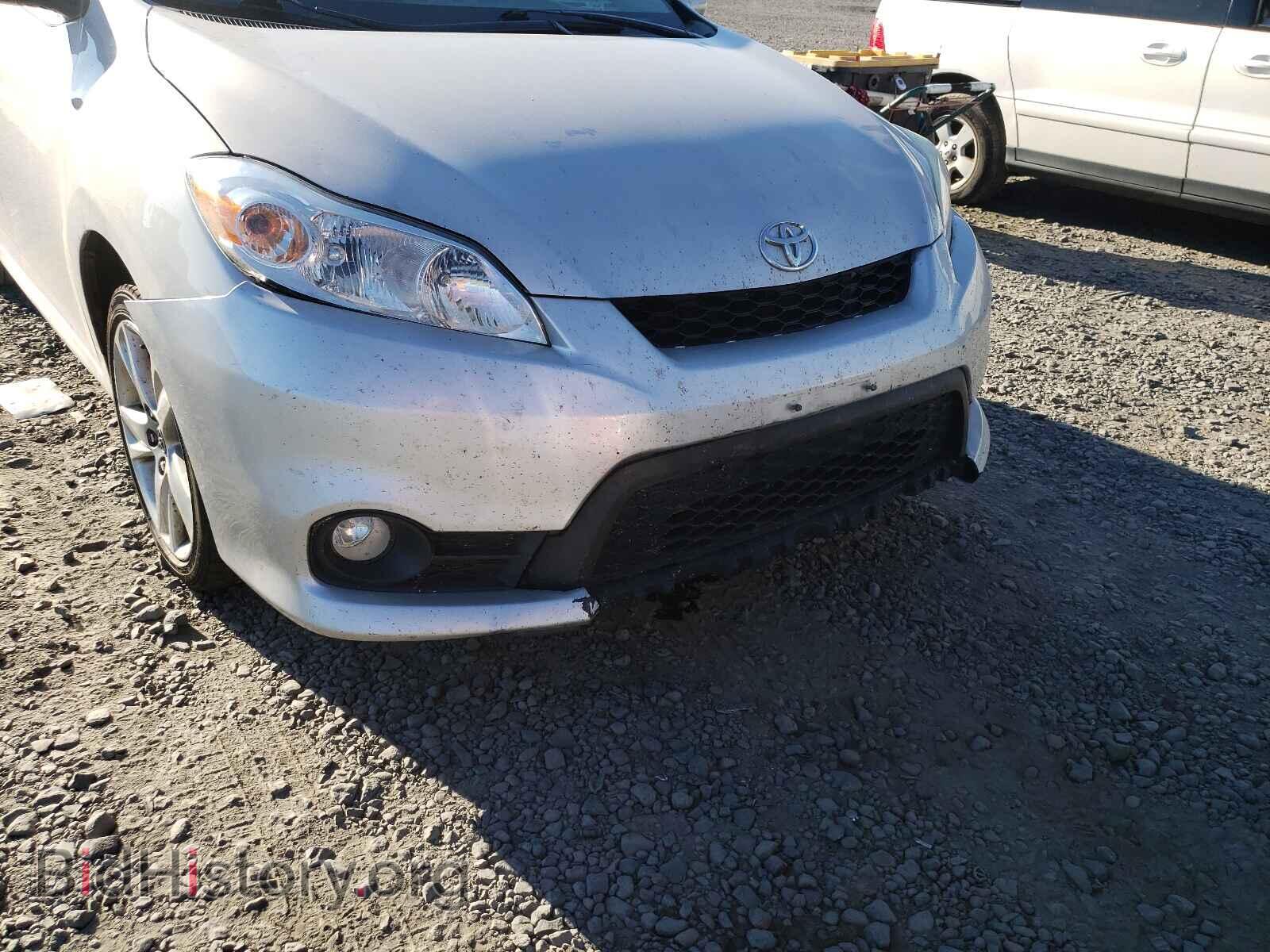 2011 TOYOTA COROLLA - VIN: 2T1LE4EE9BC020458 - Фото 9