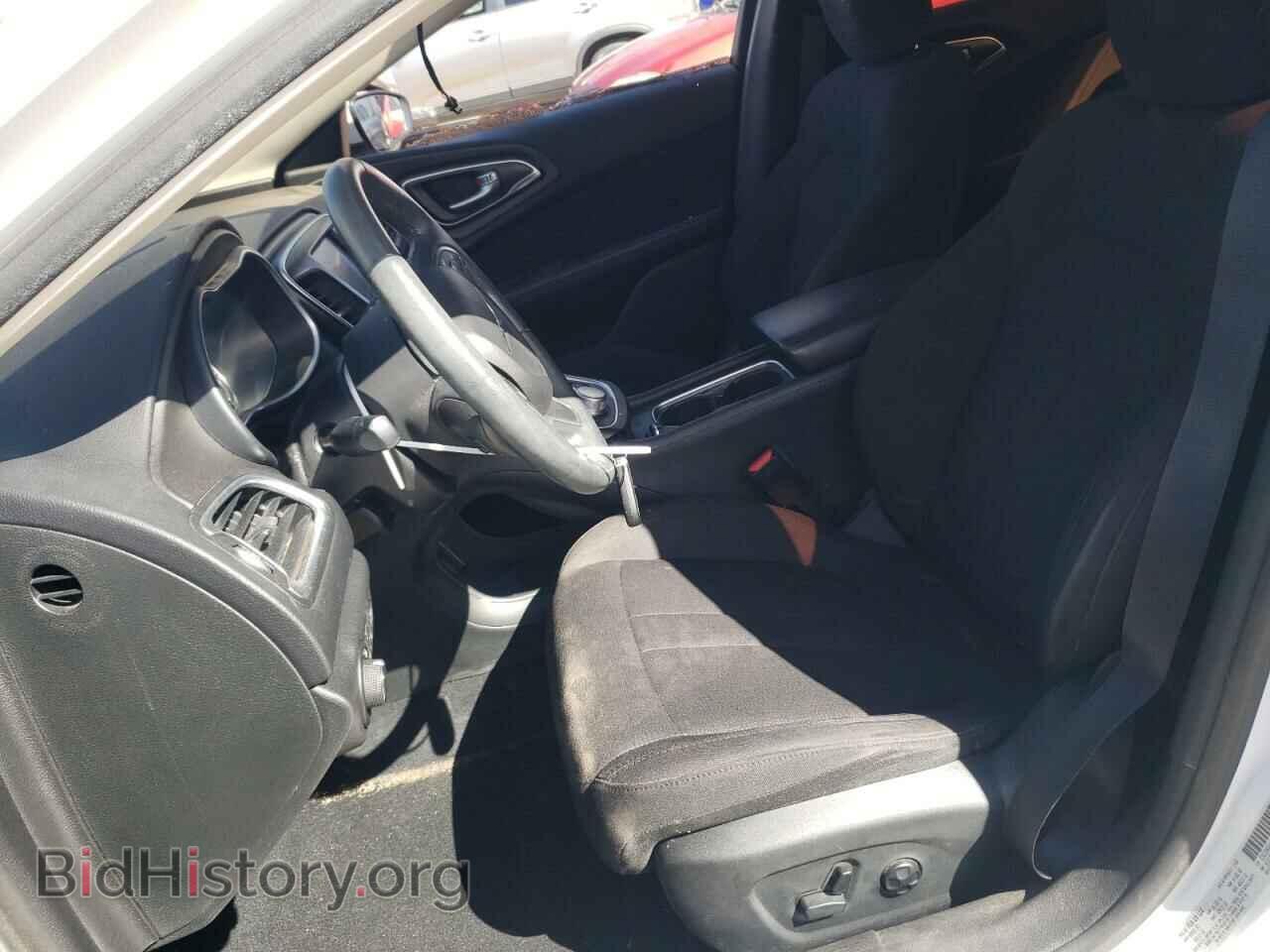 2016 CHRYSLER 200 - VIN: 1C3CCCAB5GN169373 - Photo 7