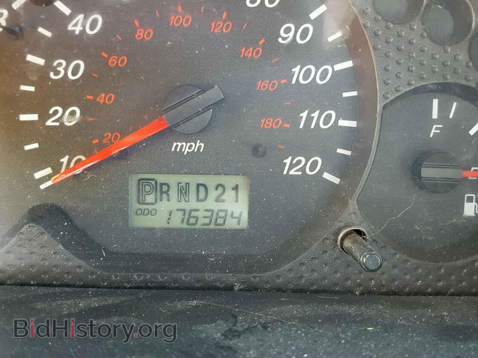 2002 MAZDA TRIBUTE - VIN: 4F2CU09162KM65404 - Фото 8