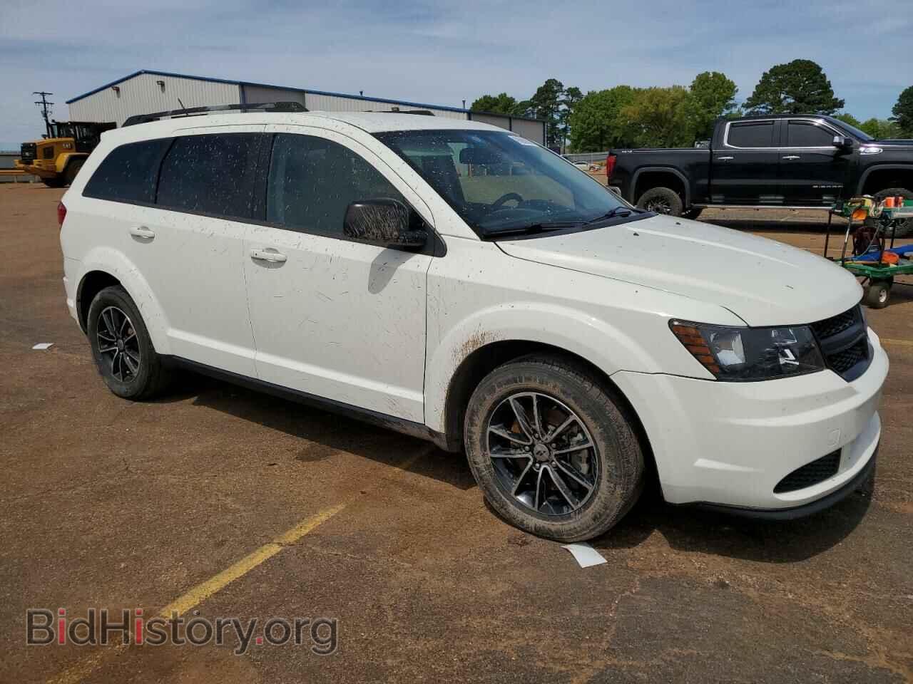 2018 DODGE JOURNEY - VIN: 3C4PDCAB3JT386079 - Фото 4