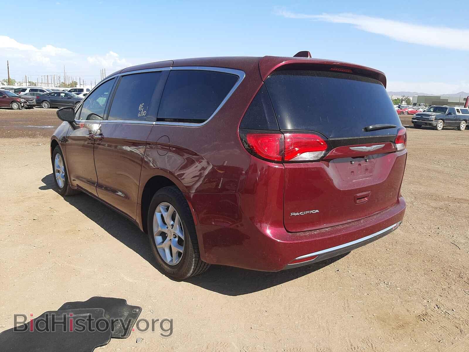2017 CHRYSLER PACIFICA - VIN: 2C4RC1BGXHR768407 - Фото 3