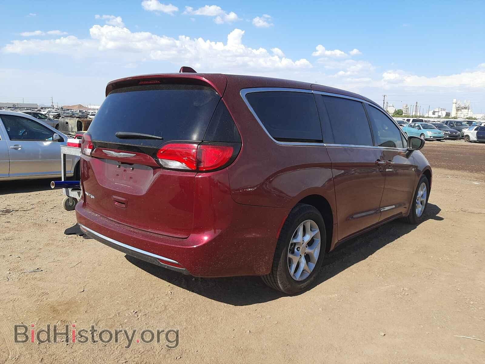 2017 CHRYSLER PACIFICA - VIN: 2C4RC1BGXHR768407 - Фото 4