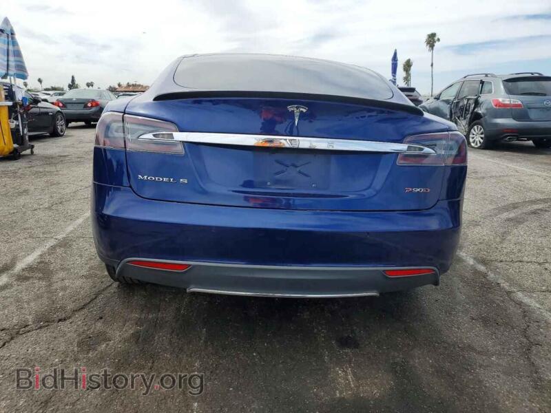 2016 Tesla MODEL S (VIN 5YJSA1E47GF131543) — фото 6 из 13