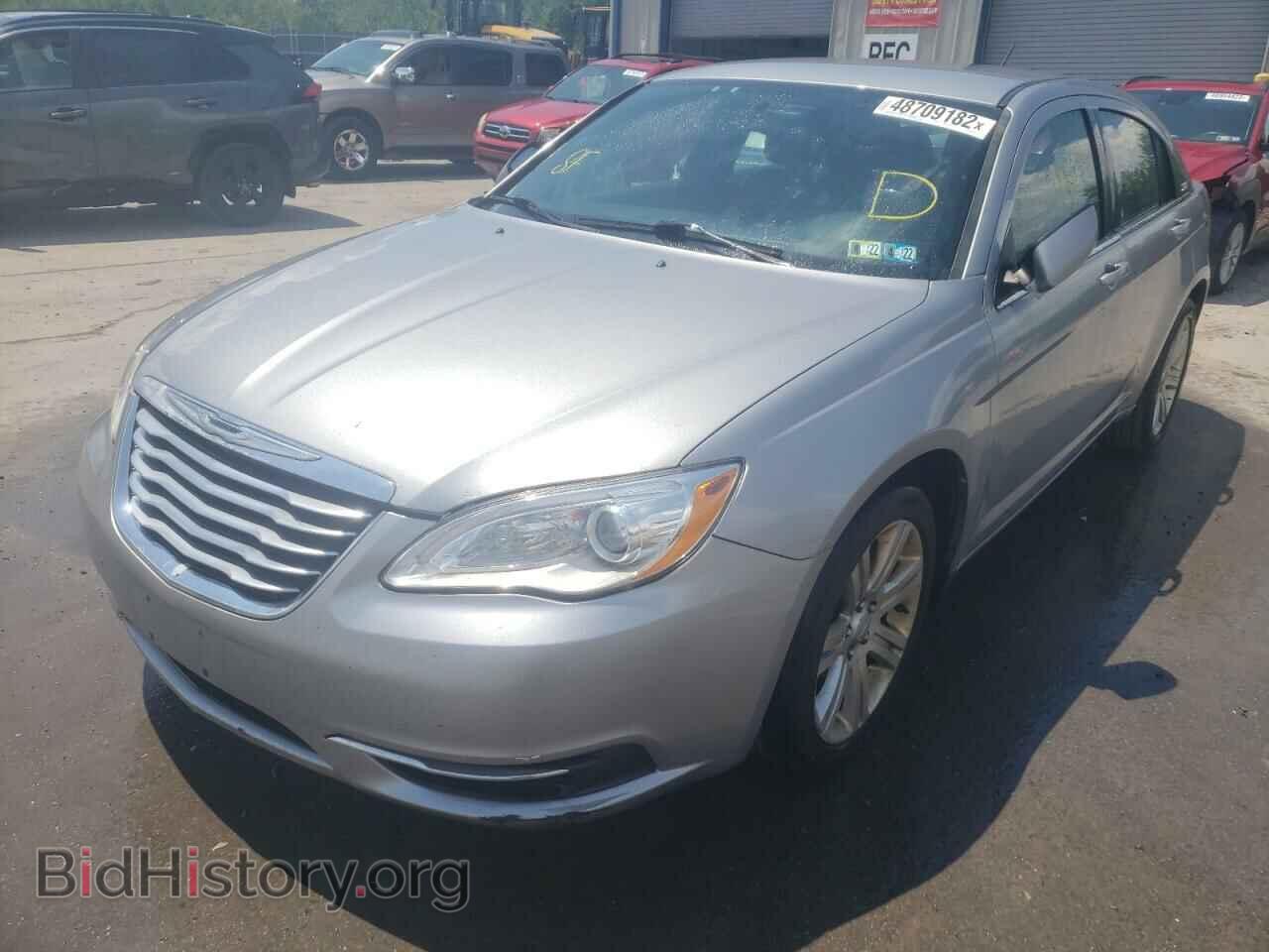 2013 CHRYSLER 200 - VIN: 1C3CCBBB2DN597941 - Photo 2