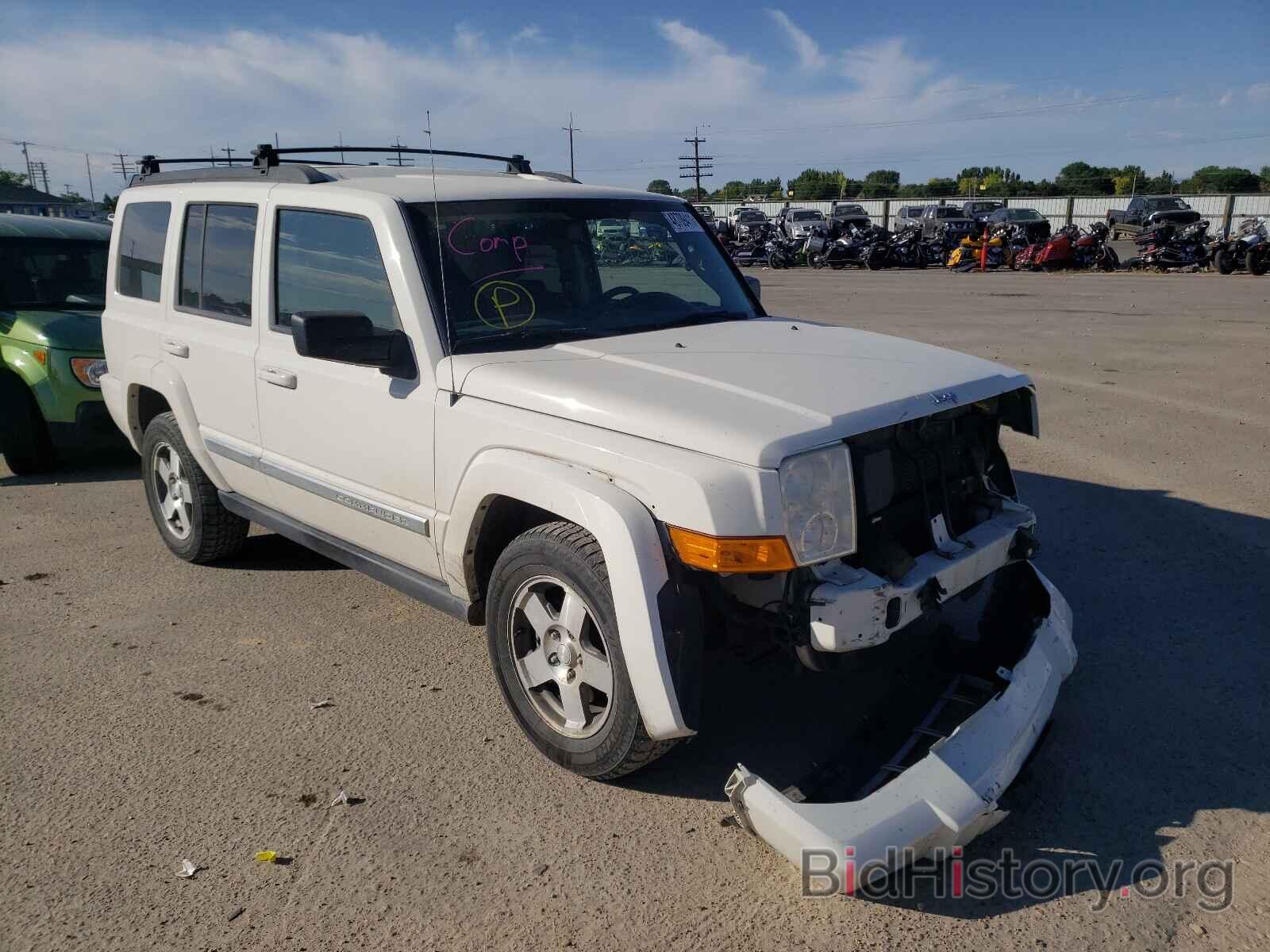 Photo 1J4RG4GK8AC132130 - JEEP COMMANDER 2010