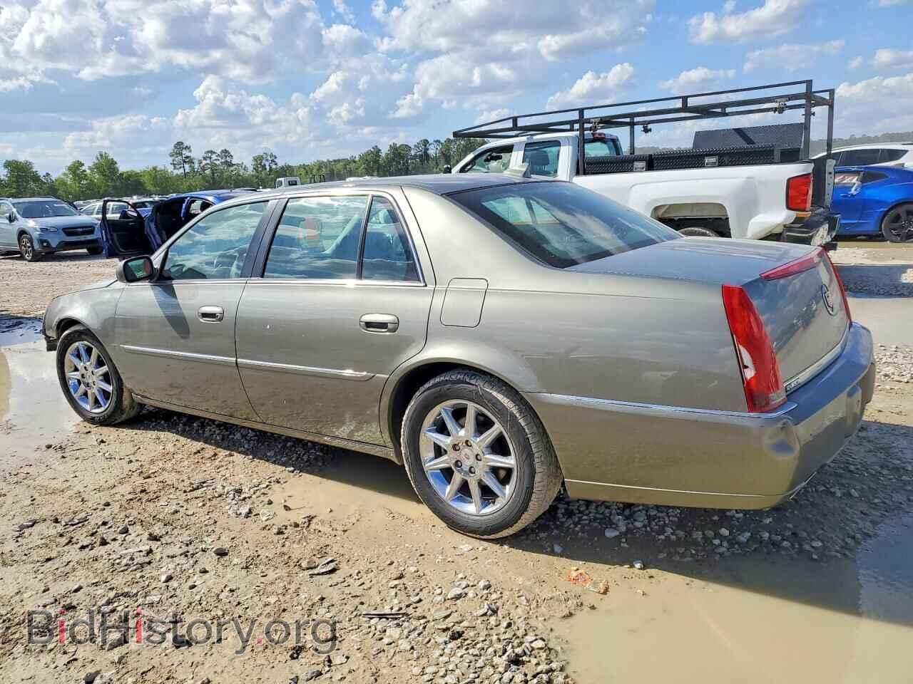 2011 CADILLAC DTS - VIN: 1G6KD5E61BU149460 - Фото 2