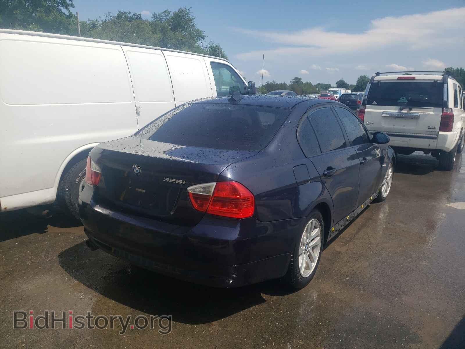 2007 BMW 3 SERIES - VIN: WBAVA33597PG52306 - Фото 4