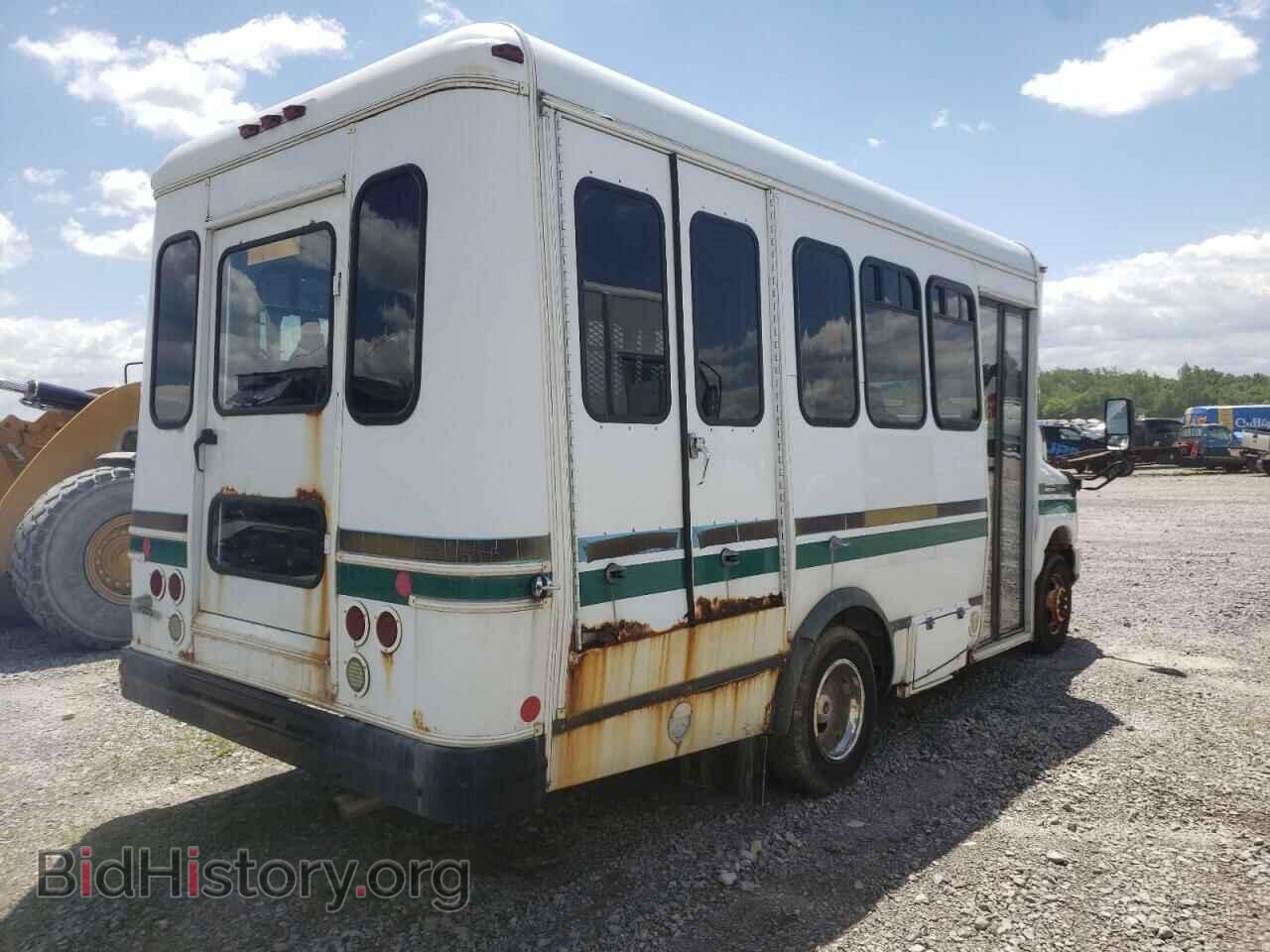 2008 FORD ECONOLINE - VIN: 1FD3E35L88DB13360 - Photo 4