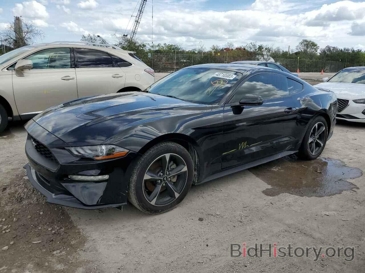 Photo 1FA6P8TH6J5104122 - FORD MUSTANG 2018