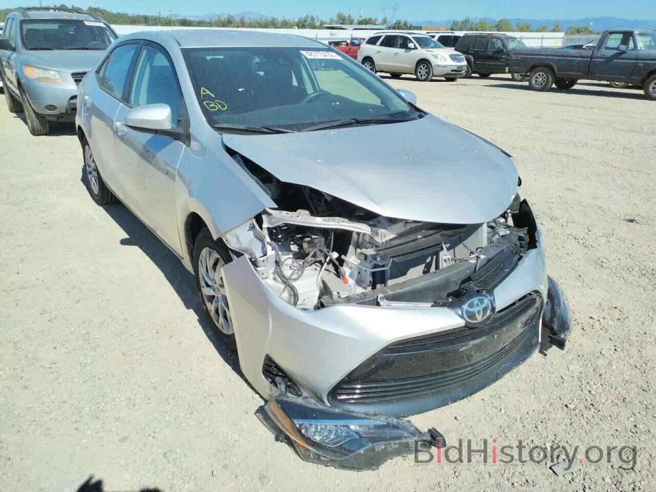 Photo 5YFBURHE4HP717553 - TOYOTA COROLLA 2017