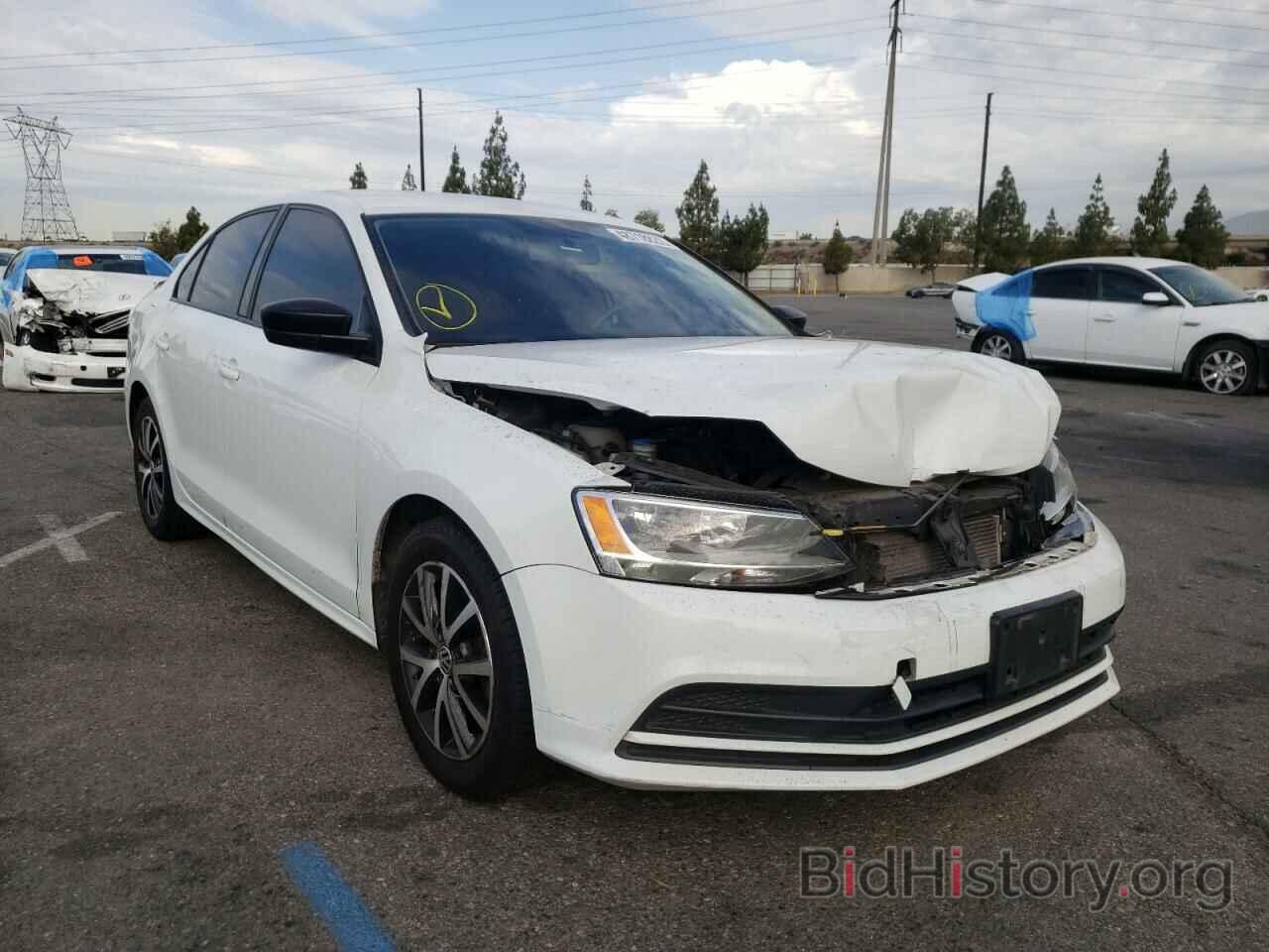 Photo 3VWD67AJ3GM259621 - VOLKSWAGEN JETTA 2016