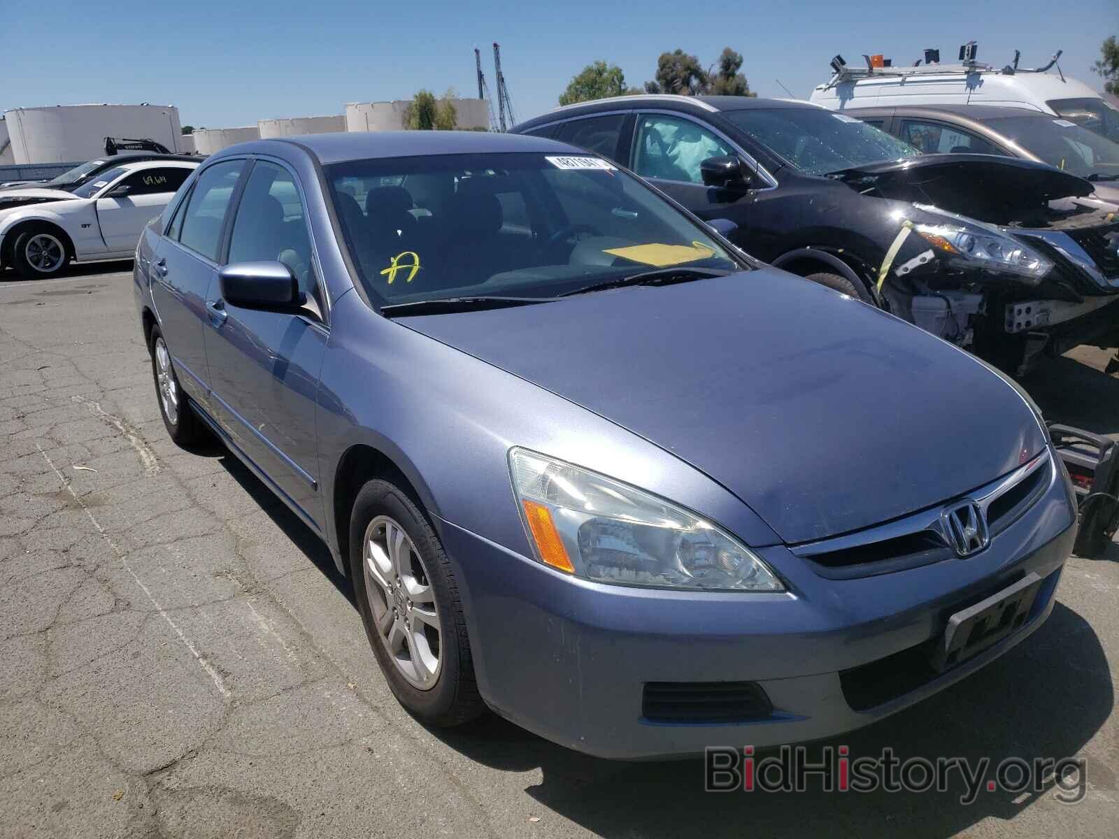 Photo 1HGCM56317A108858 - HONDA ACCORD 2007