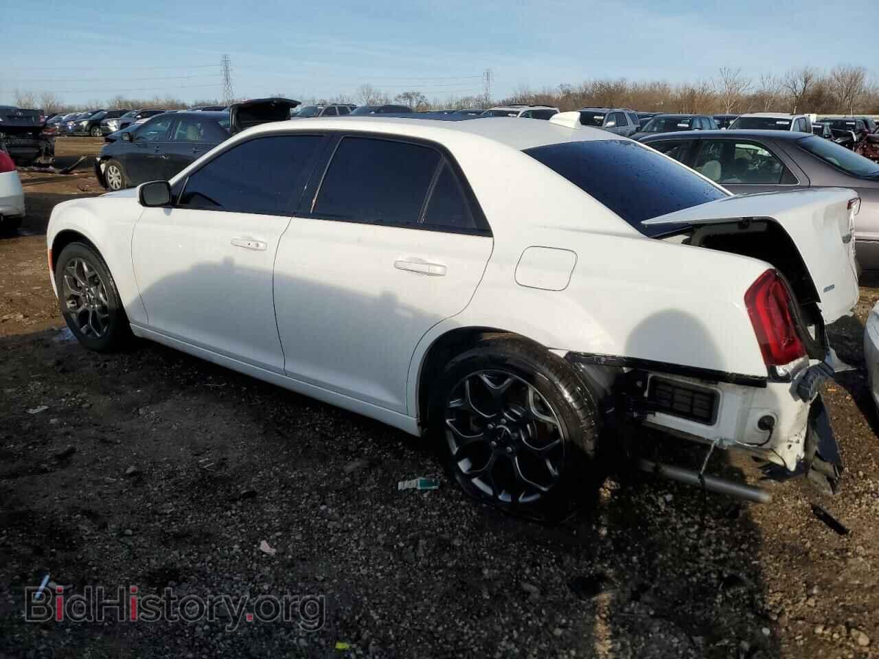 2017 CHRYSLER 300 - VIN: 2C3CCAGG6HH553311 - Фото 2