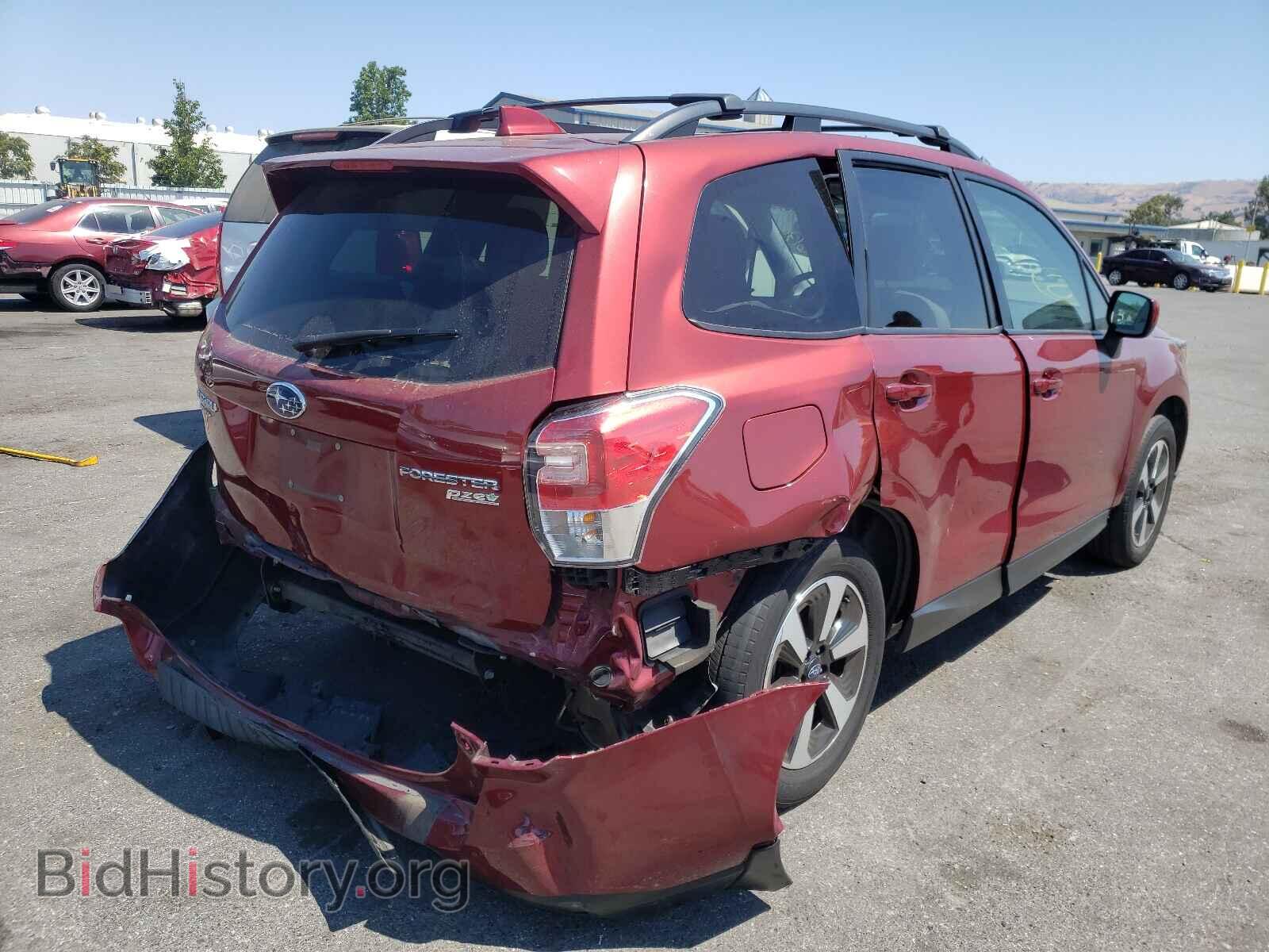 2017 SUBARU FORESTER - VIN: JF2SJAEC7HH416463 - Фото 4