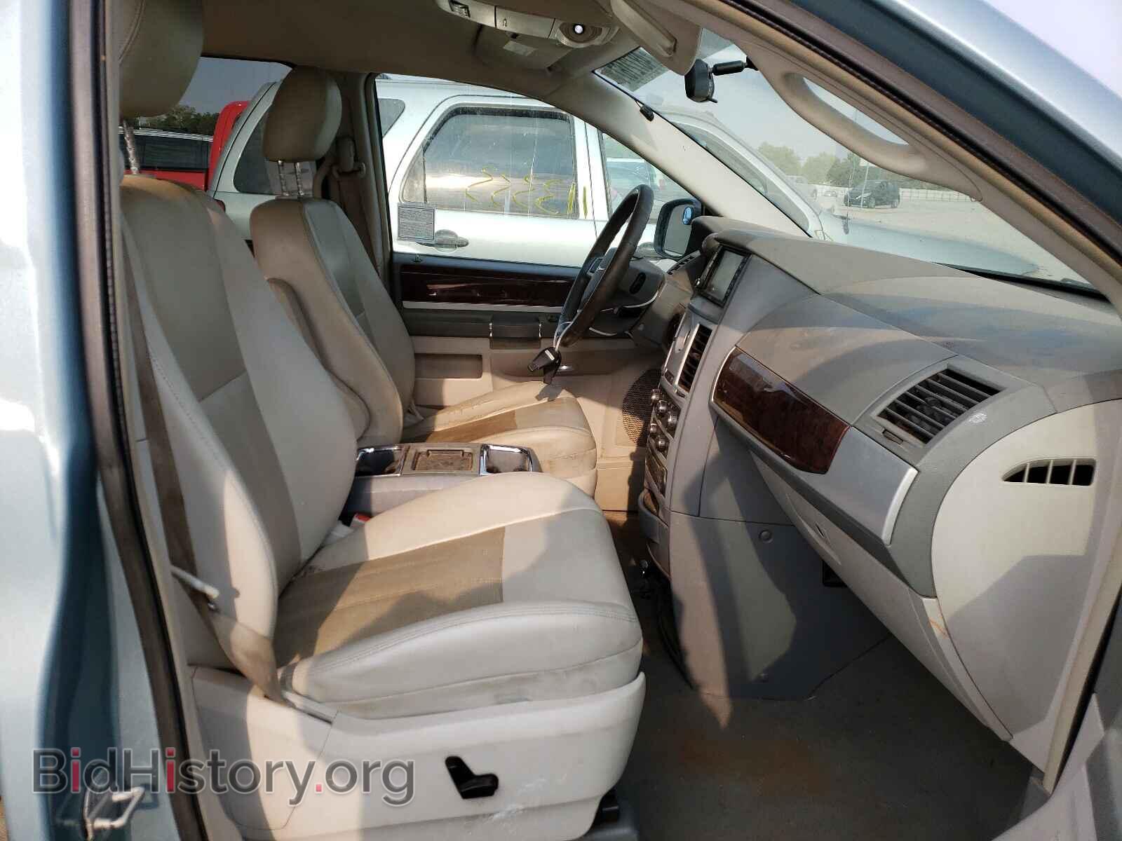 2009 CHRYSLER MINIVAN - VIN: 2A8HR54169R631663 - Photo 5