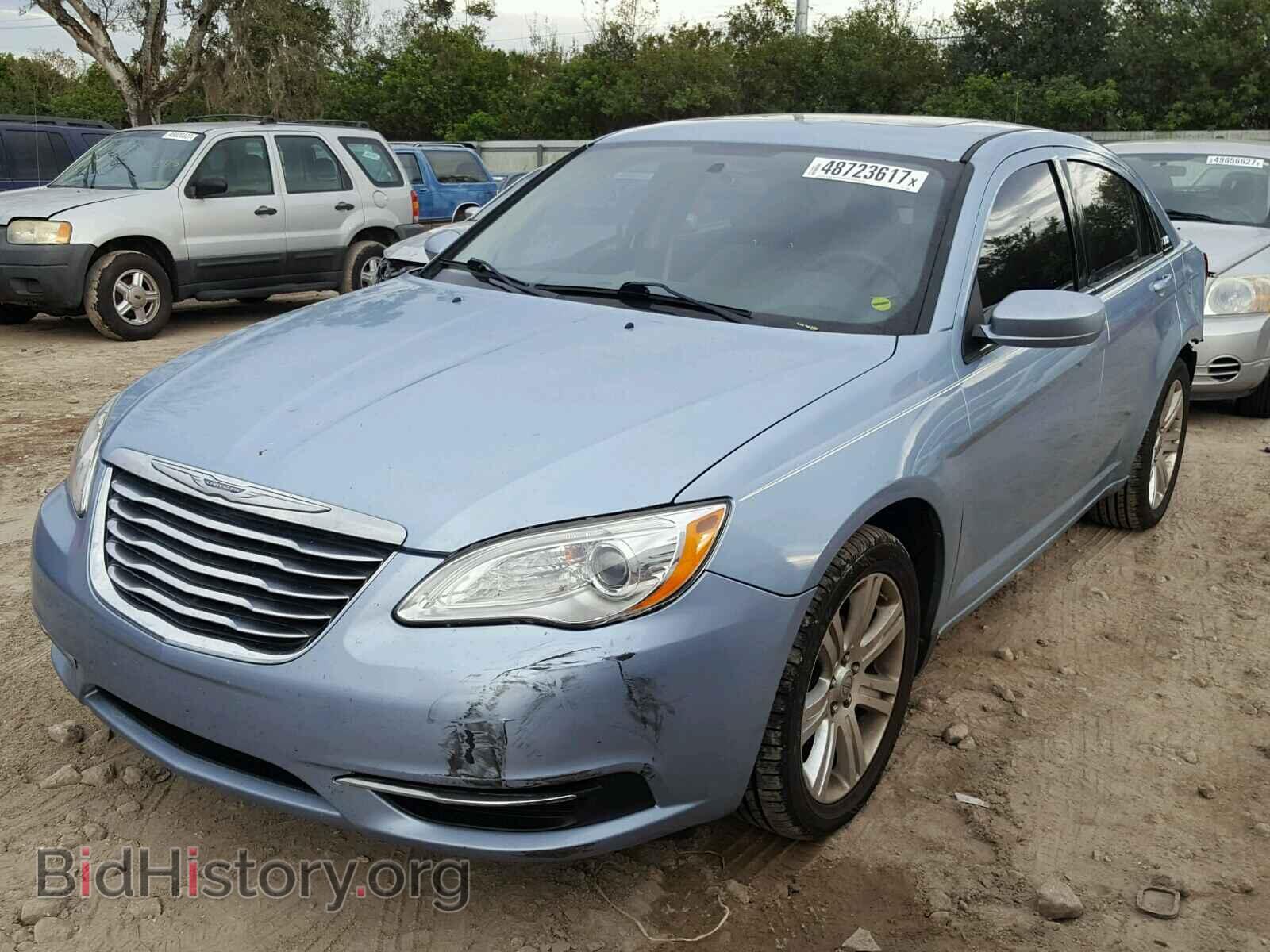 2012 CHRYSLER 200 - VIN: 1C3CCBBB3CN139940 - Фото 2