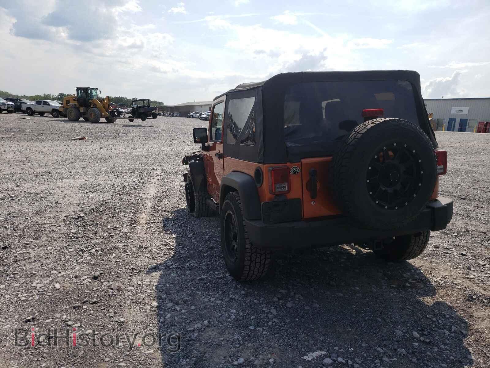 2011 JEEP WRANGLER - VIN: 1J4AA2D14BL582843 - Фото 3