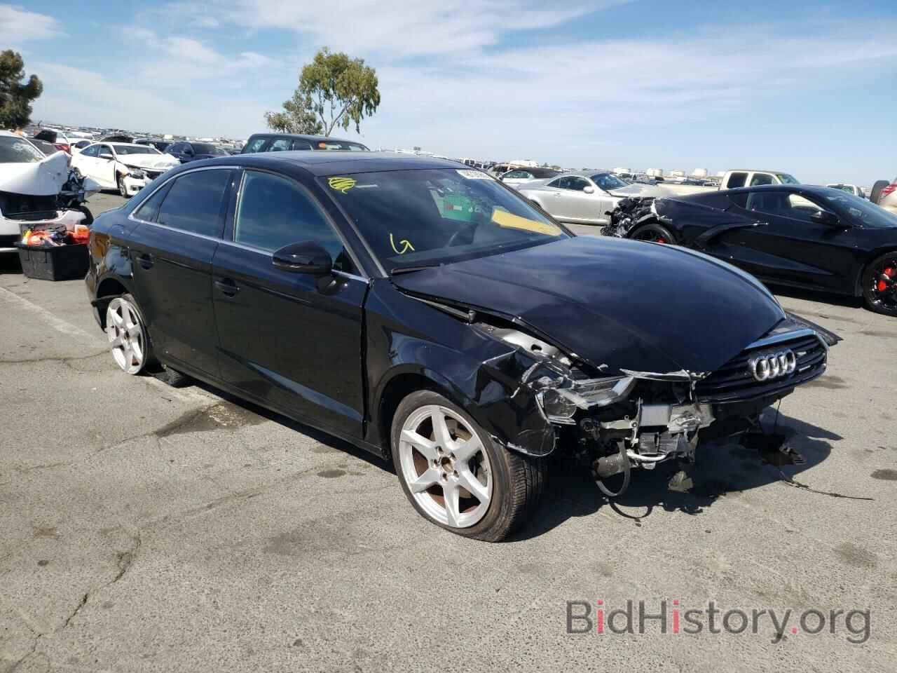 Photo WAUAUGFF6K1011740 - AUDI A3 2019