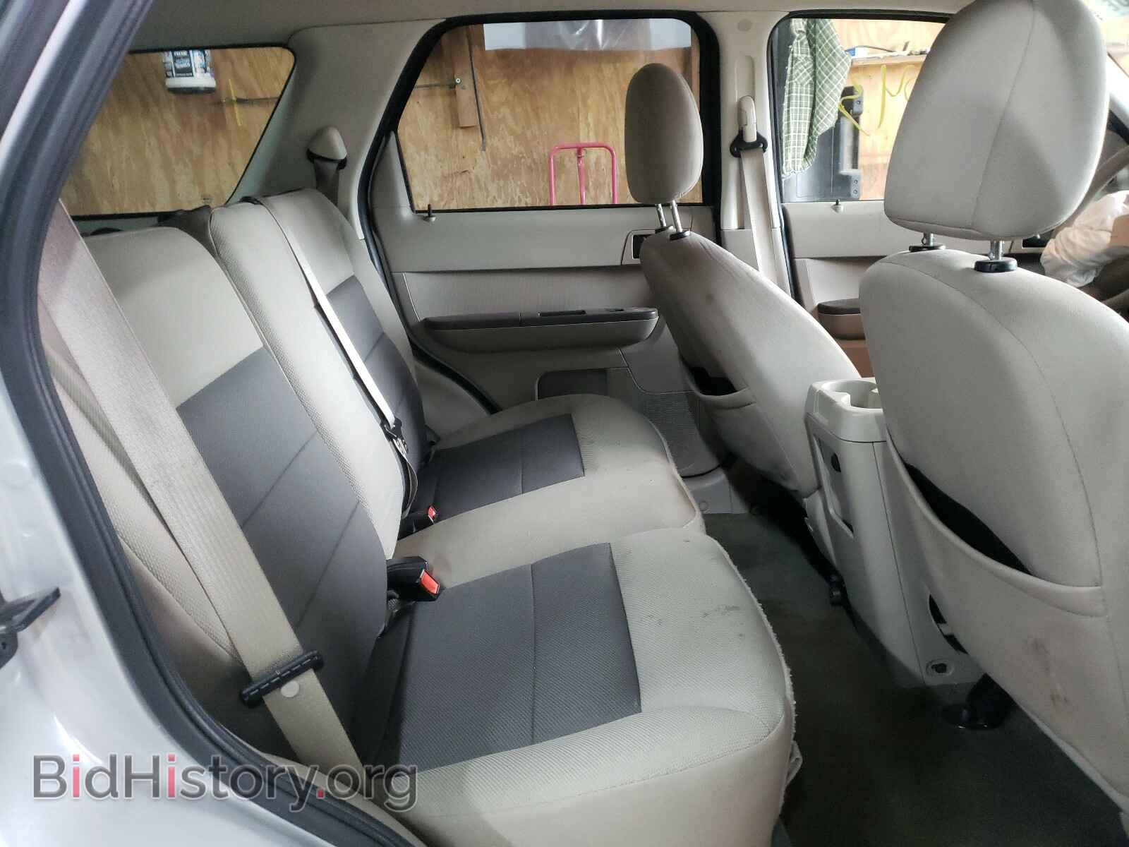 2008 FORD ESCAPE - VIN: 1FMCU93178KC15980 - Фото 6