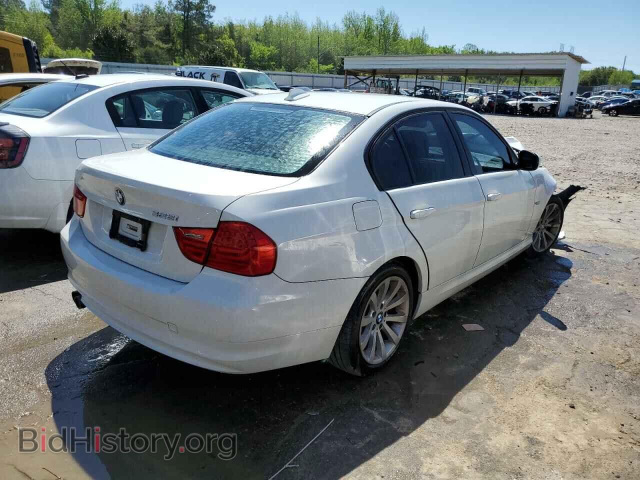 2011 BMW 3 SERIES - VIN: WBAPH7C54BE675652 - Фото 3