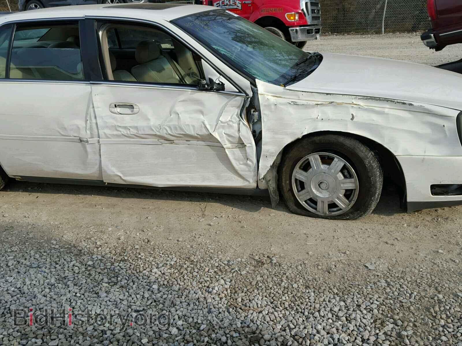 2004 CADILLAC DEVILLE - VIN: 1G6KD54Y44U209169 - Photo 9