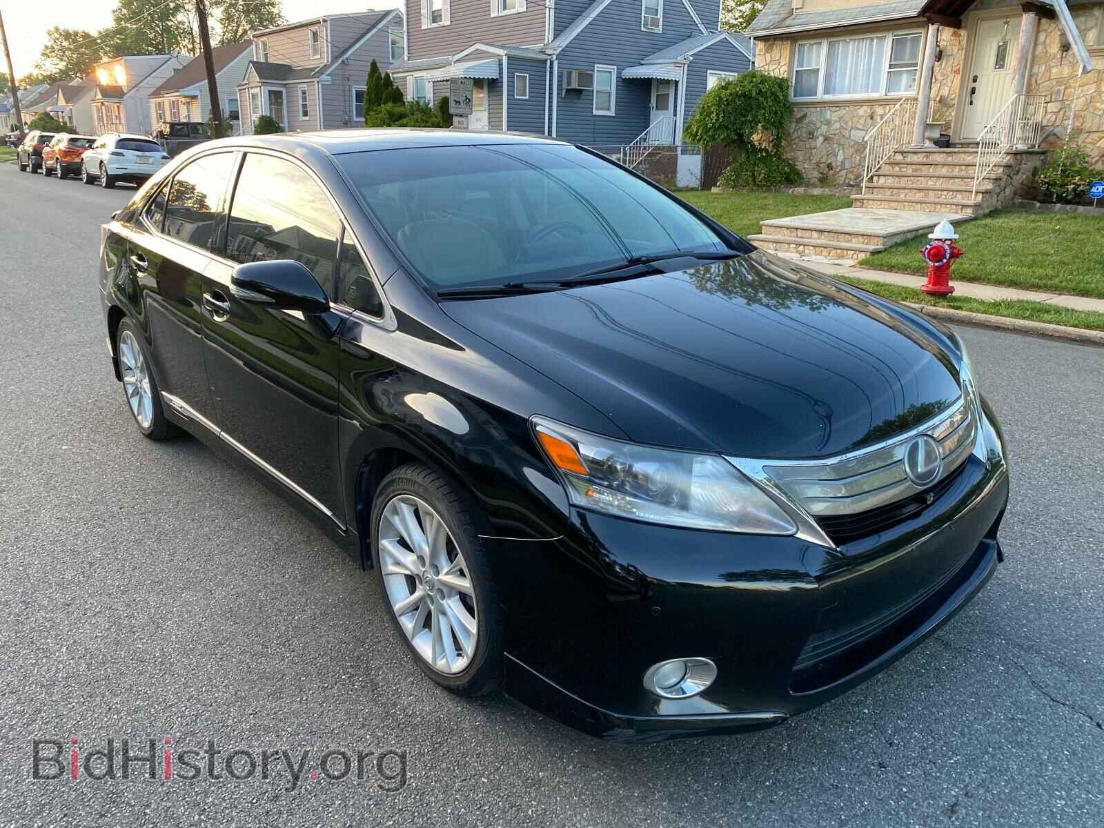 2010 LEXUS HS - VIN: JTHBB1BAXA2022011 - Photo 2
