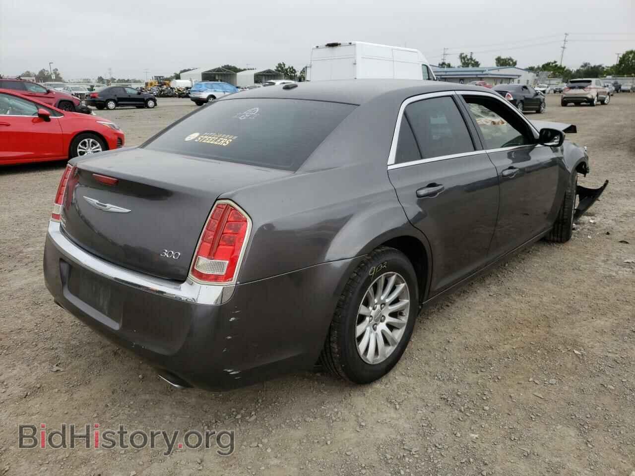 2013 CHRYSLER 300 - VIN: 2C3CCAAG5DH543064 - Фото 4