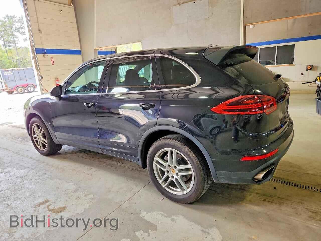 2016 PORSCHE CAYENNE - VIN: WP1AA2A23GLA00885 - Фото 2