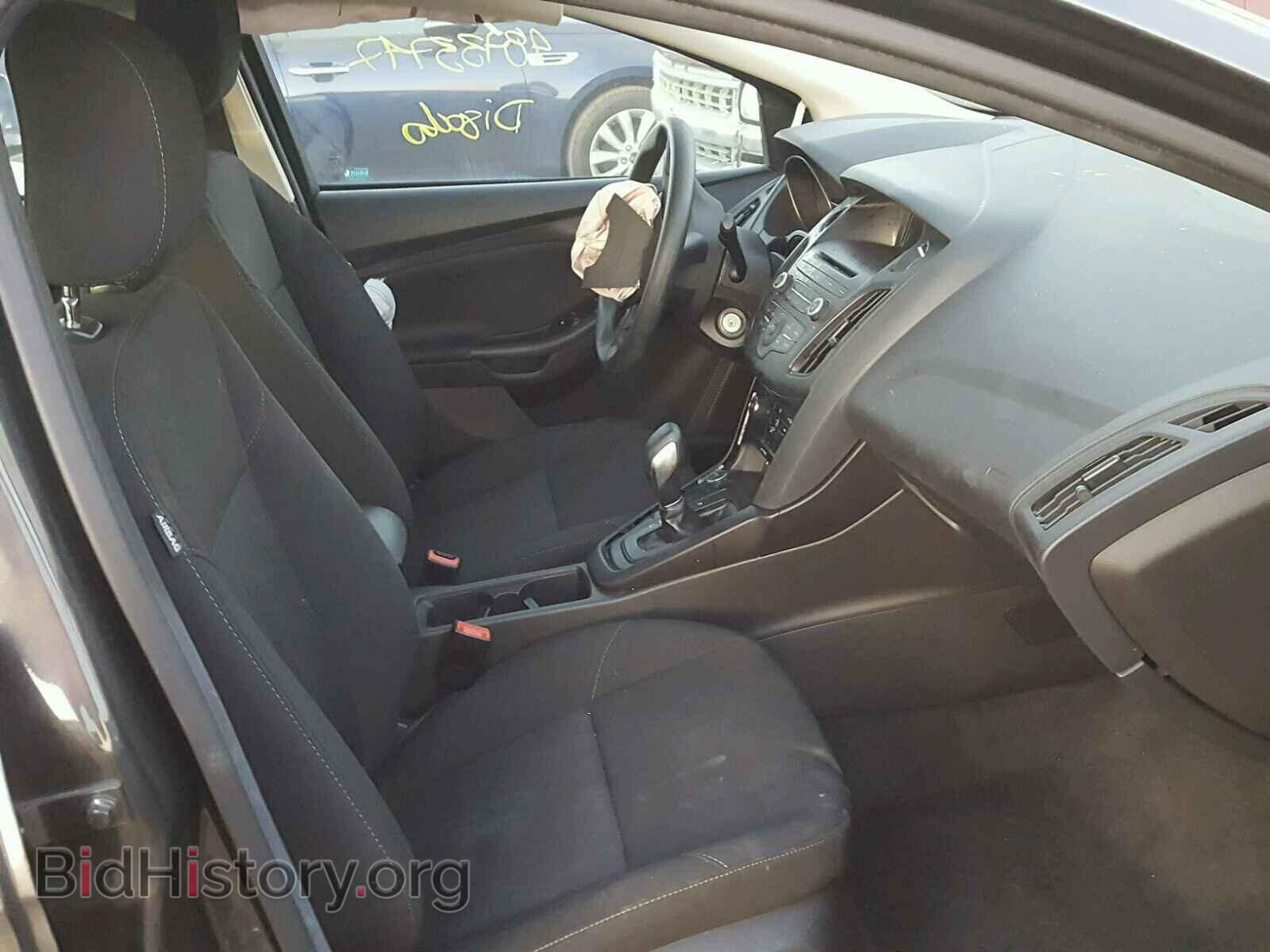 2017 FORD FOCUS - VIN: 1FADP3F21HL225082 - Photo 5