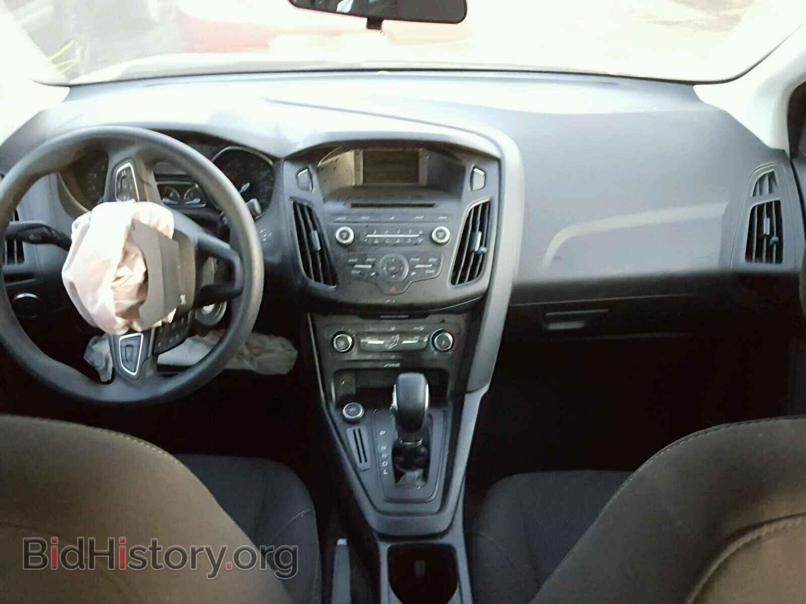 2017 FORD FOCUS - VIN: 1FADP3F21HL225082 - Photo 9