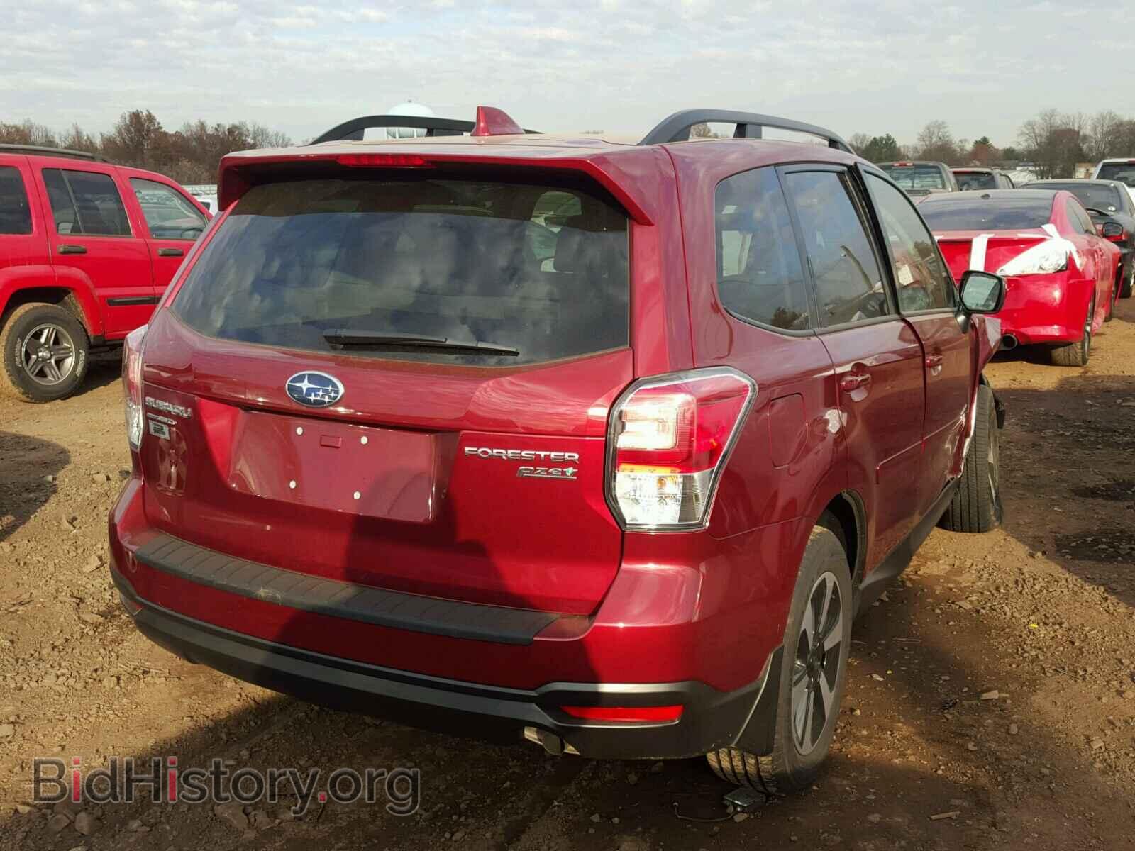 2017 SUBARU FORESTER - VIN: JF2SJAGC8HH811653 - Фото 4