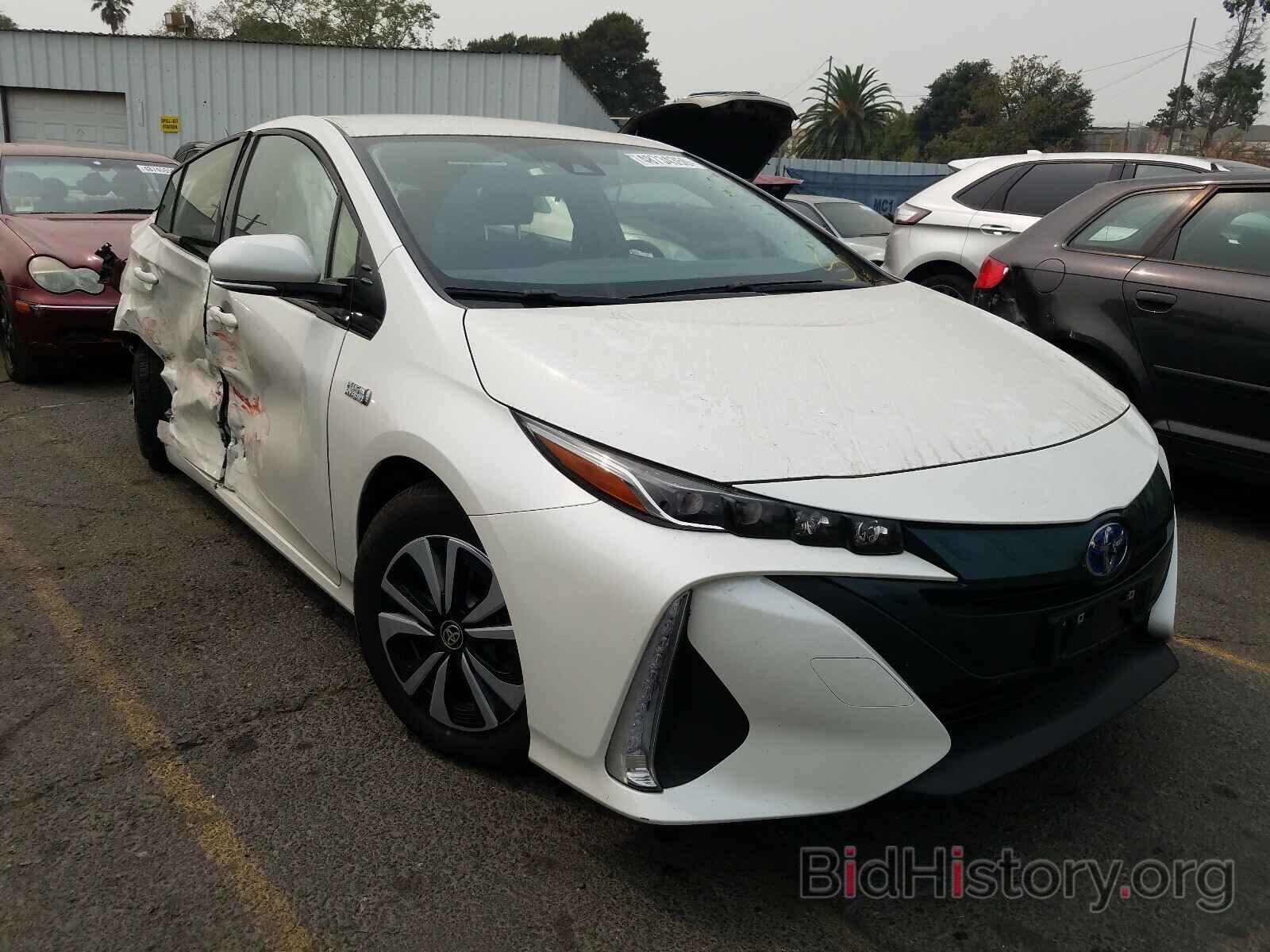 Photo JTDKARFP4J3076481 - TOYOTA PRIUS 2018