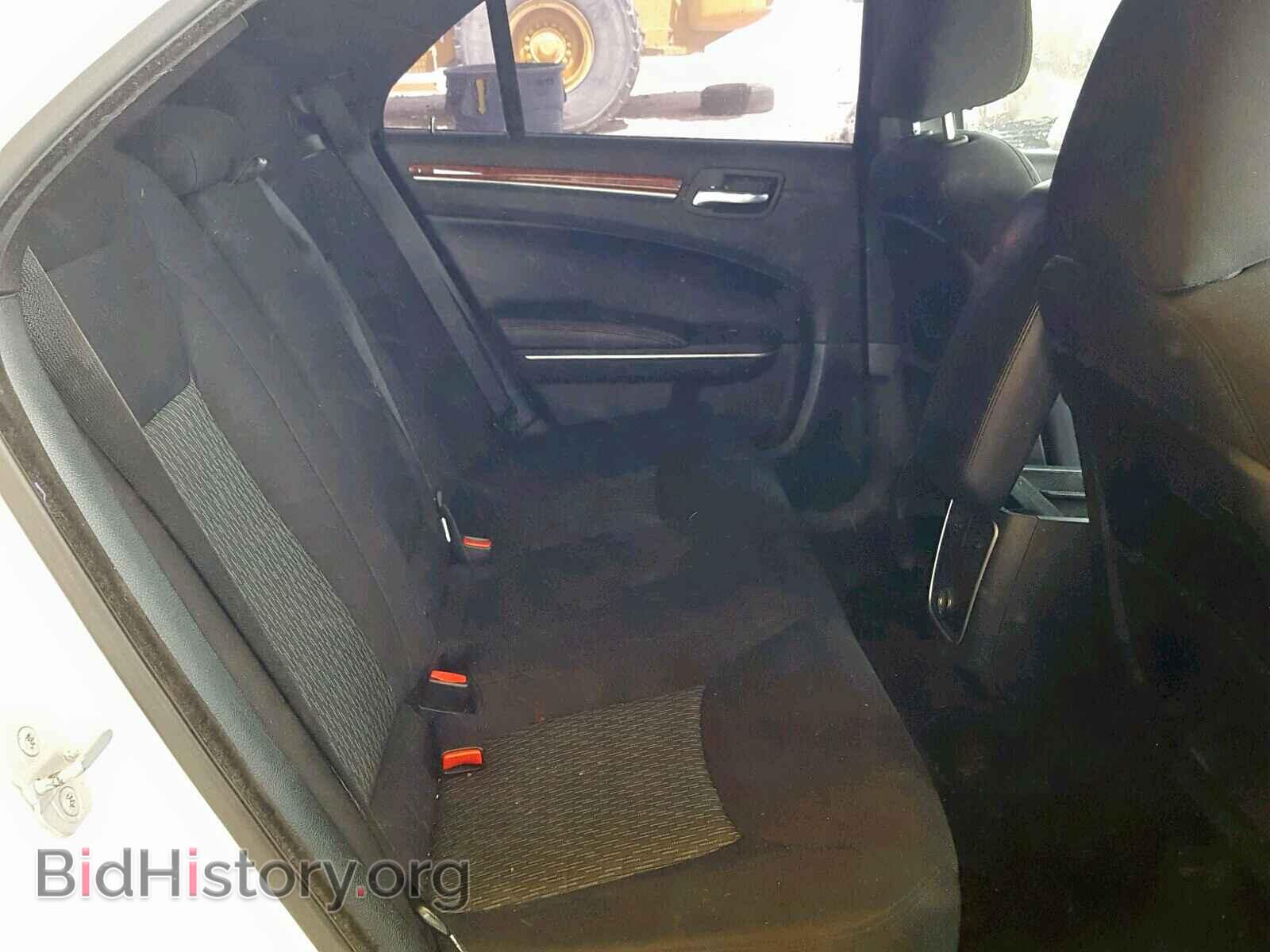 2012 CHRYSLER 300 - VIN: 2C3CCAAG1CH312791 - Фото 6