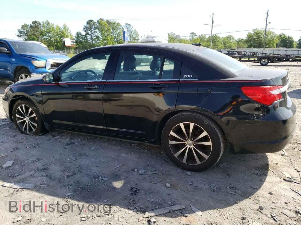 2012 CHRYSLER 200 - VIN: 1C3CCBHG8CN211007 - Фото 2