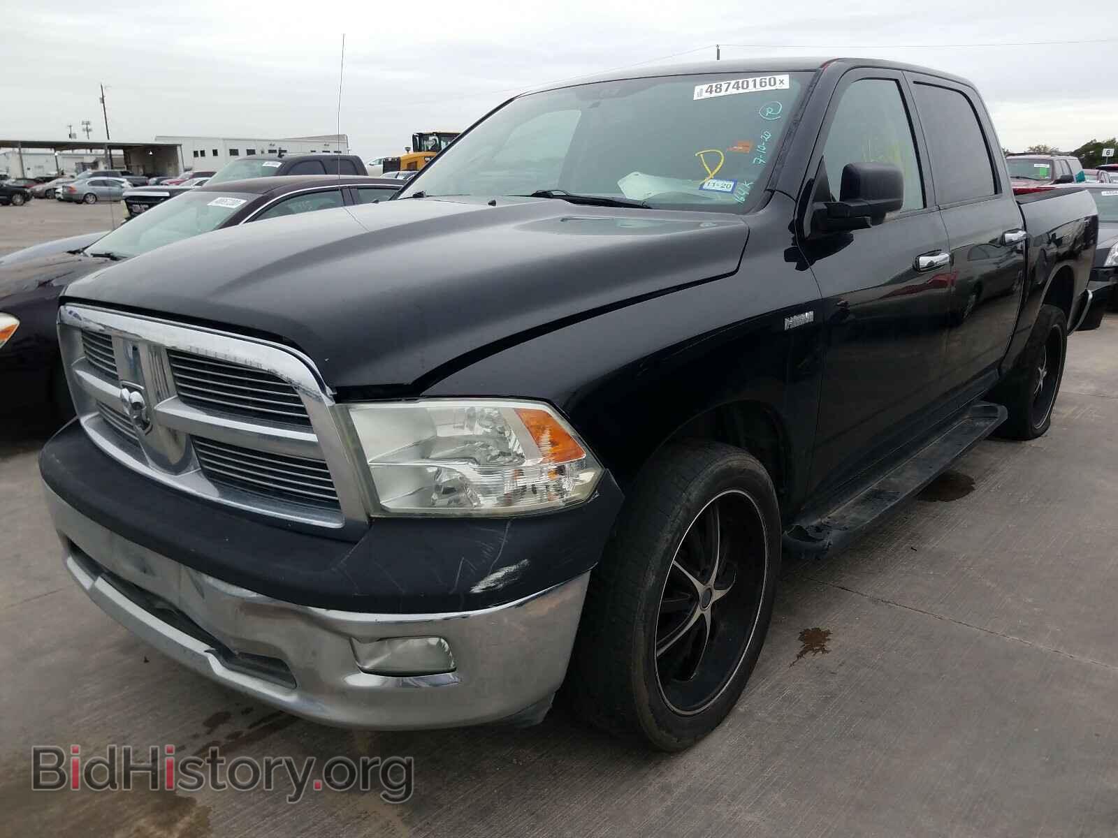 2010 DODGE RAM 1500 - VIN: 1D7RV1CT4AS129987 - Фото 2