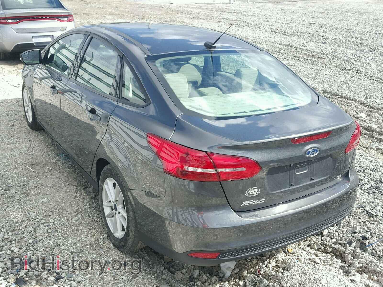 2016 FORD FOCUS - VIN: 1FADP3F26GL401817 - Photo 3