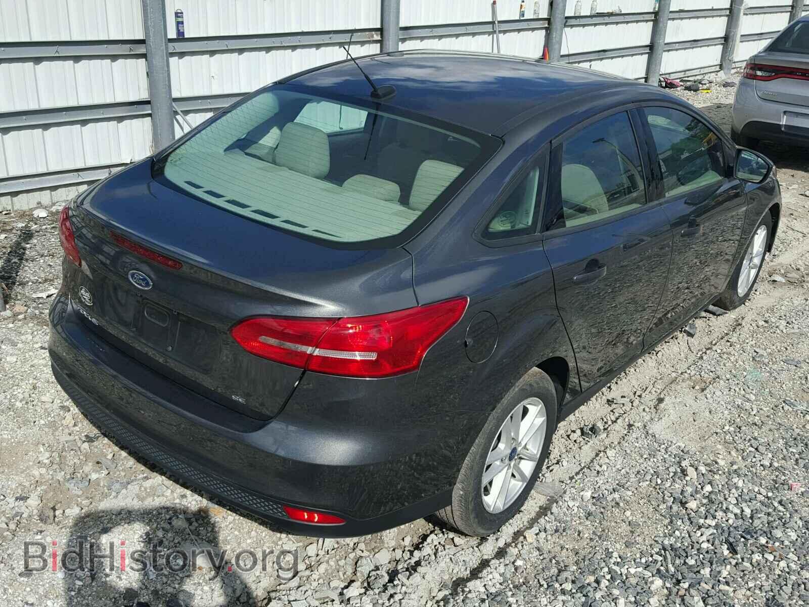 2016 FORD FOCUS - VIN: 1FADP3F26GL401817 - Photo 4