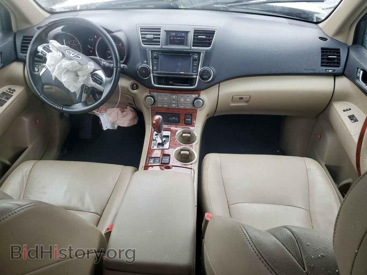 2013 TOYOTA HIGHLANDER - VIN: 5TDDK3EH8DS210666 - Фото 8