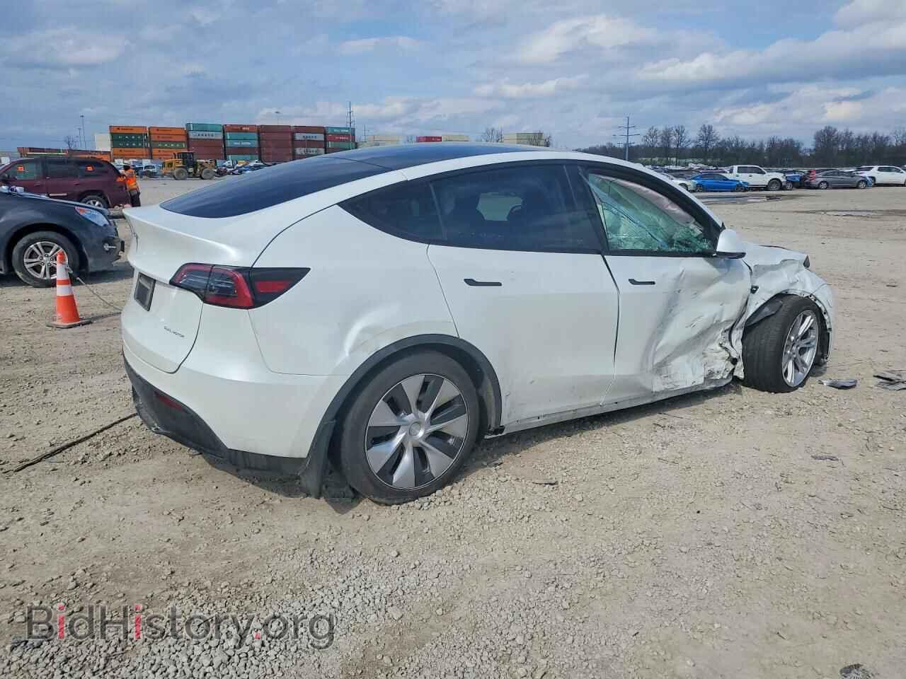 2023 TESLA MODEL Y - VIN: 7SAYGDEE2PF792340 - Фото 3