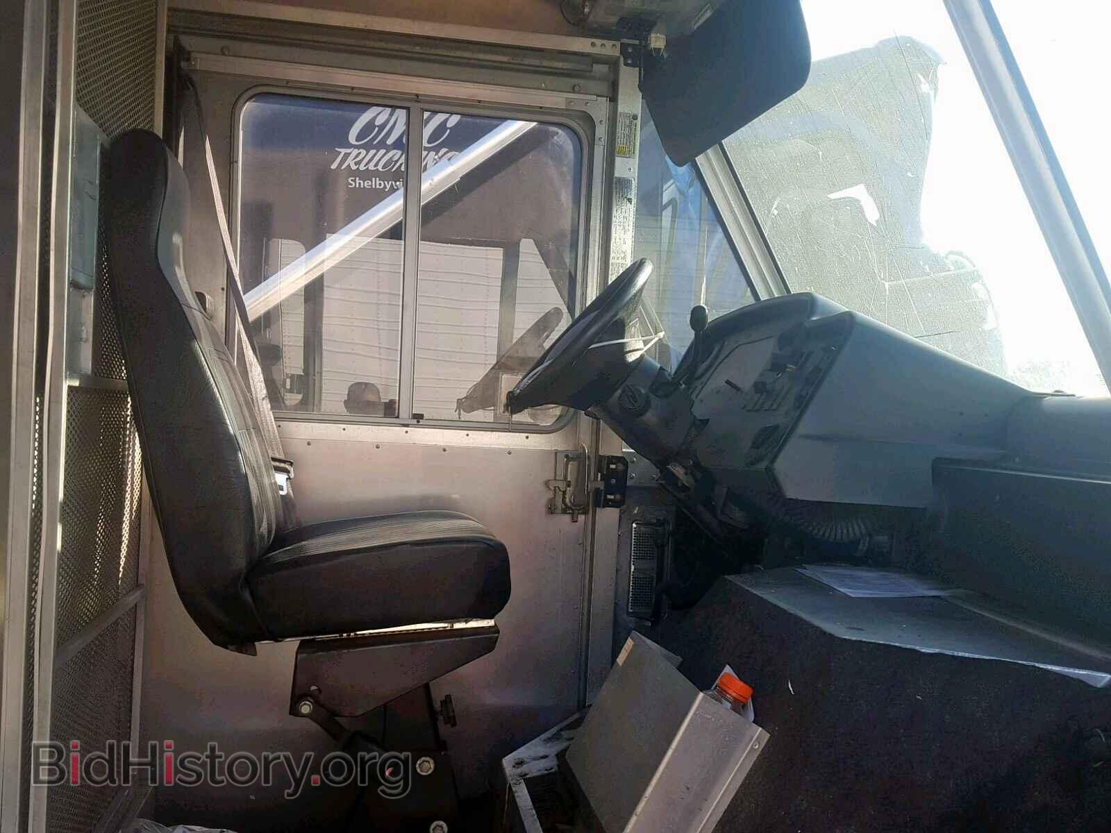 2010 FORD ECONOLINE - VIN: 1FC3E3KL2ADA97655 - Photo 5