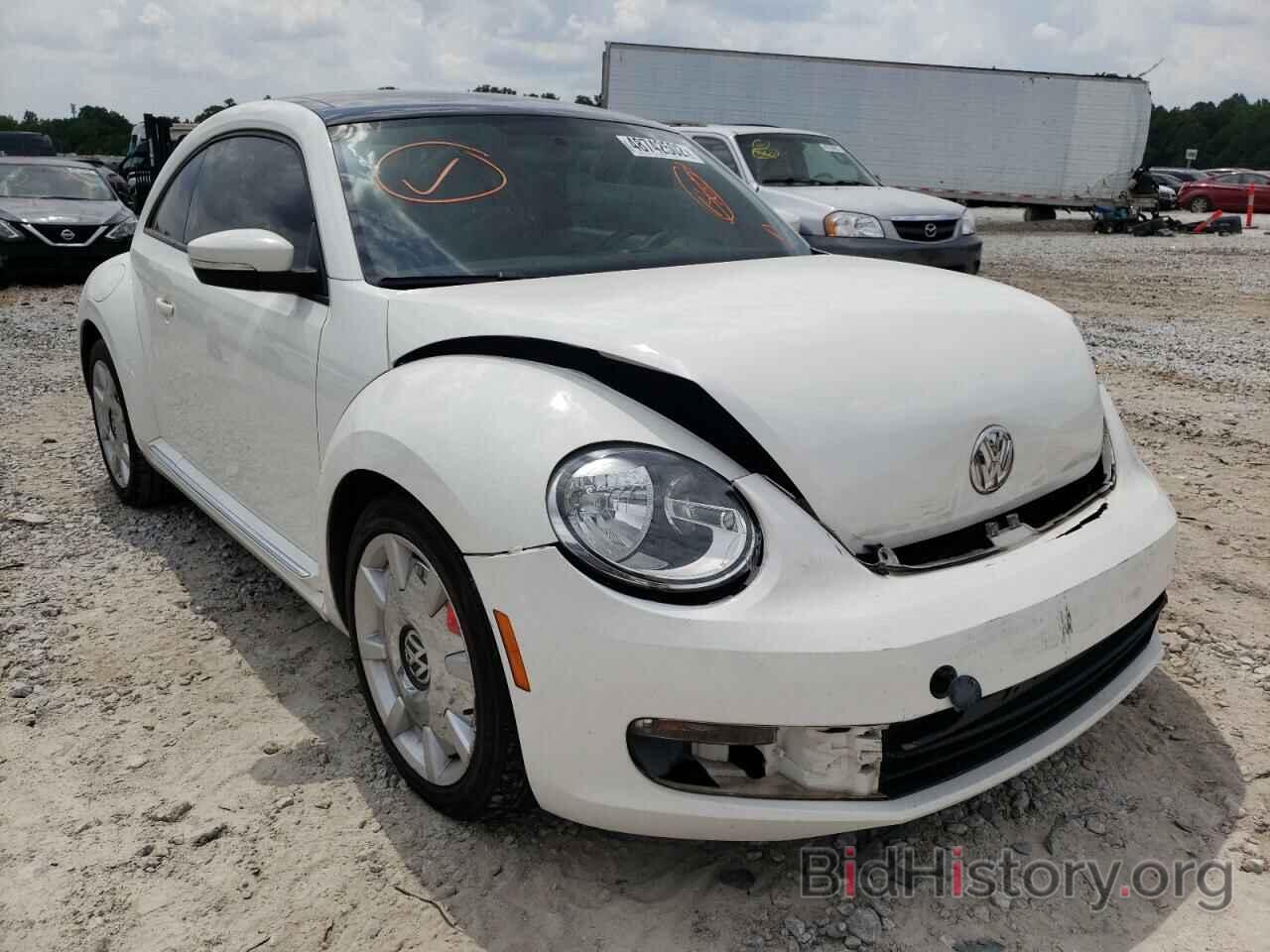 Photo 3VWJX7AT8CM658326 - VOLKSWAGEN BEETLE 2012