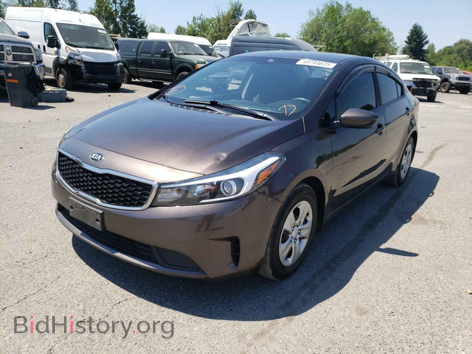 2017 KIA FORTE - VIN: 3KPFL4A75HE086641 - Photo 2