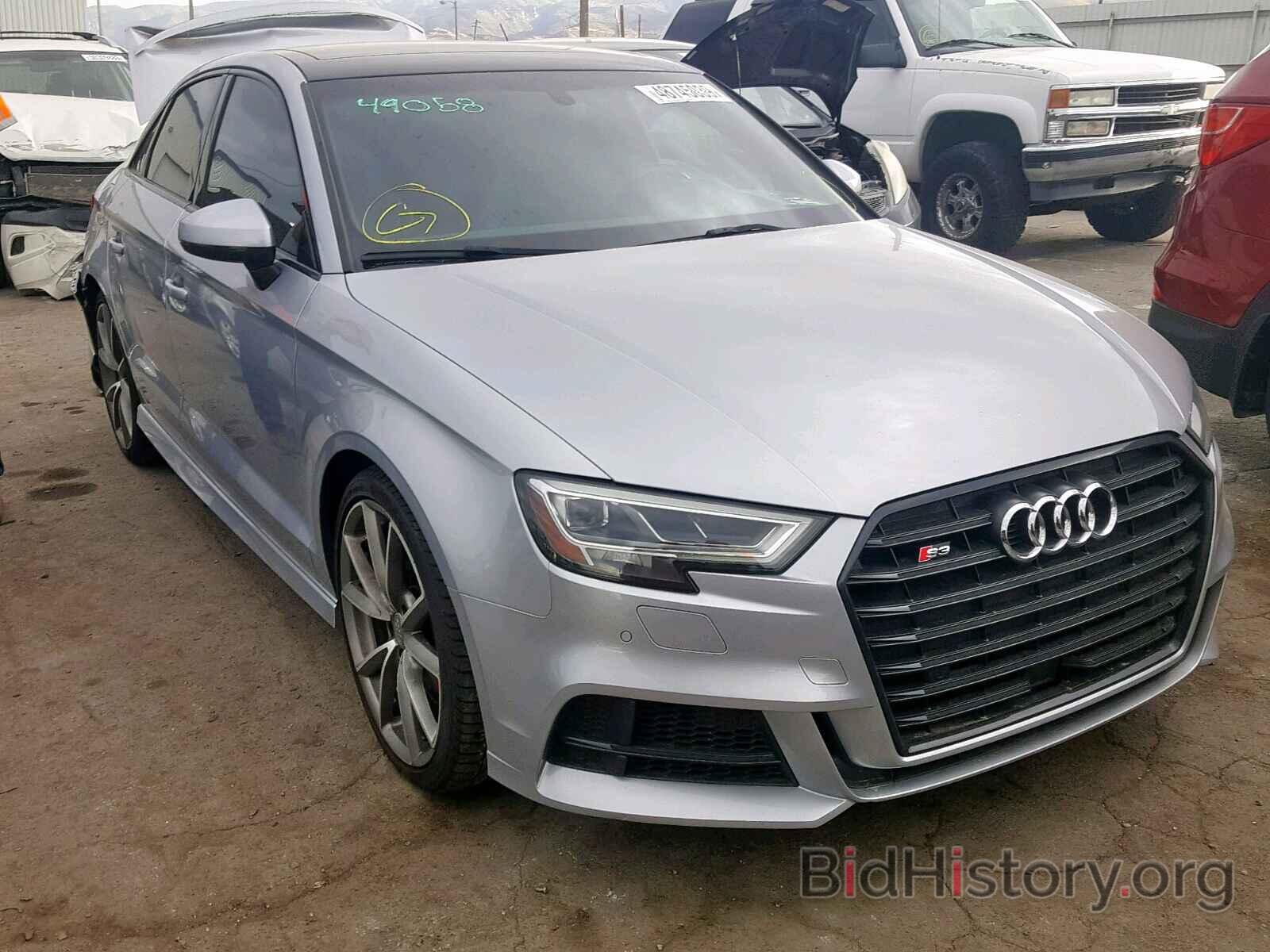 Photo WAUB1GFF9J1034229 - AUDI S3 2018