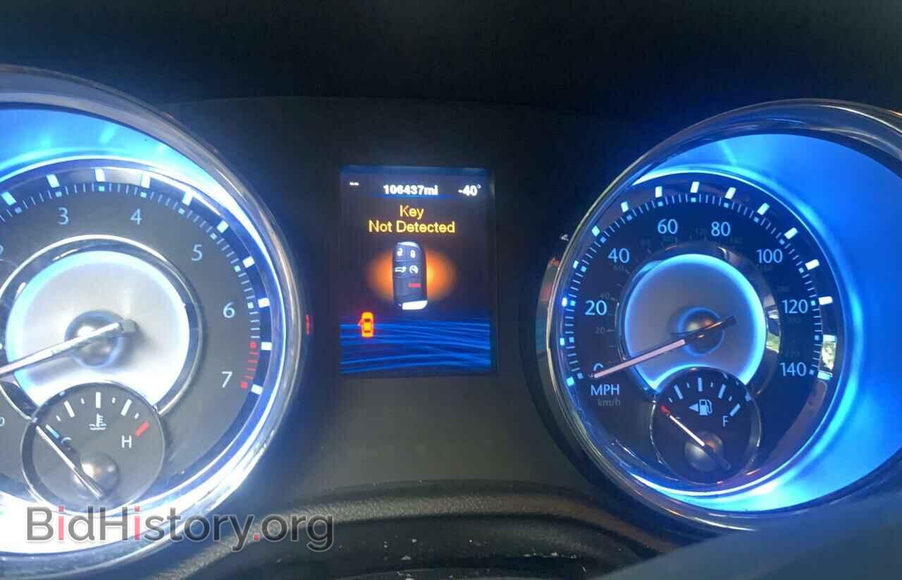 2013 CHRYSLER 300 - VIN: 2C3CCAAG2DH739950 - Photo 8