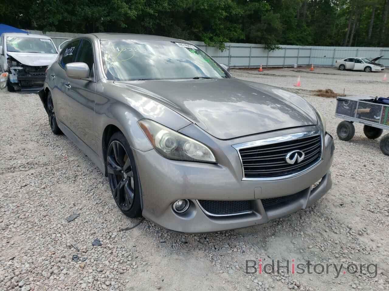 Photo JN1AY1AP2BM520682 - INFINITI M56 2011