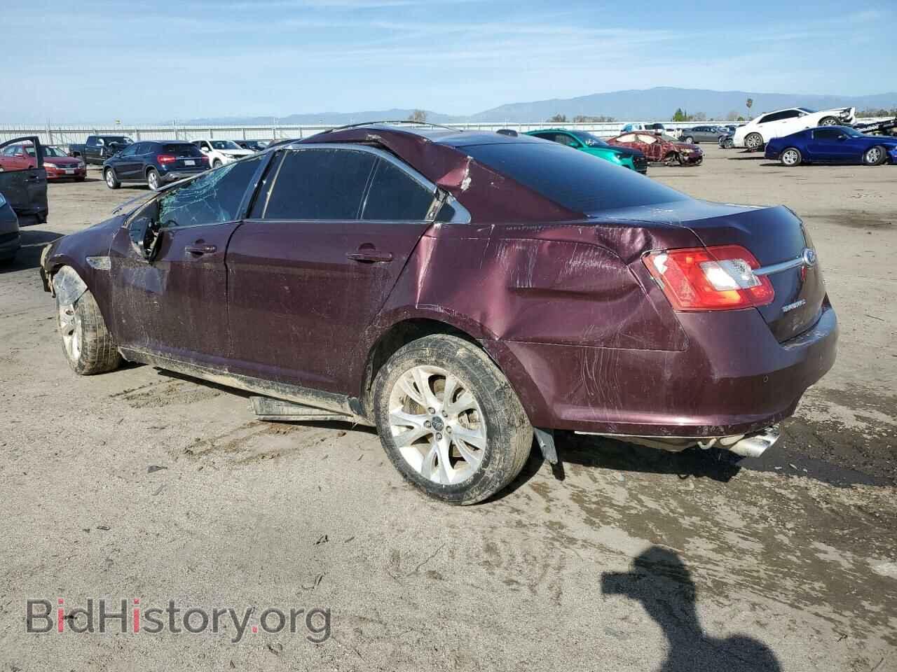 2011 FORD TAURUS - VIN: 1FAHP2EW8BG143026 - Фото 2